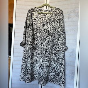 VILA Cream and Black Abstract Dress